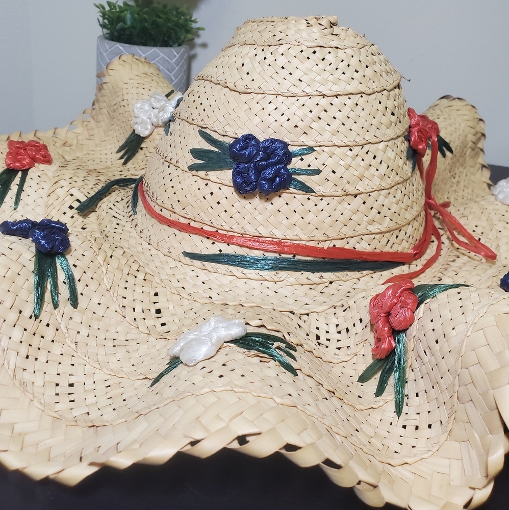 Sombrero - Picture 2 of 10